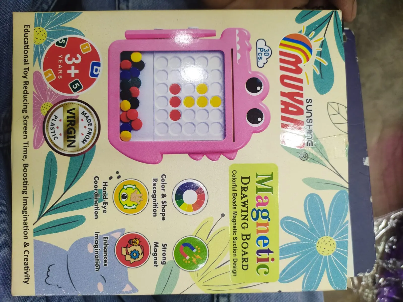 Magnetic drawing board small
